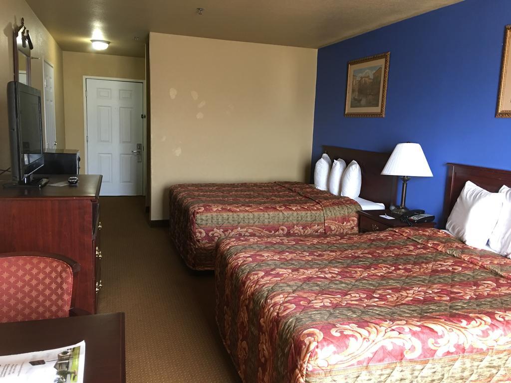Econo Lodge Inn & Suites Greenbrier 외부 사진