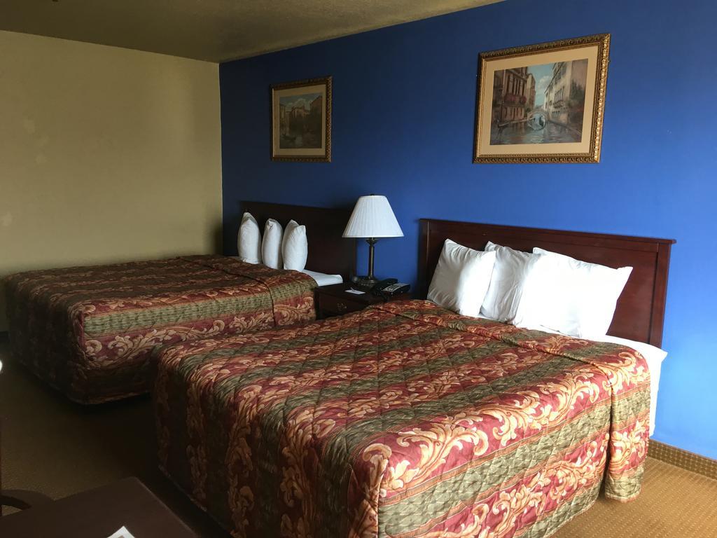 Econo Lodge Inn & Suites Greenbrier 외부 사진
